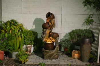 Custom Jar Decorative Resin Garden Water Fountain